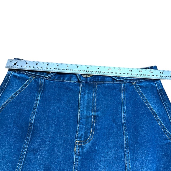 CHAPS Cotton Blend Dark Wash Denim Skirt w/ Side Pockets & Front Slit US Sz 8 - Picture 6 of 10